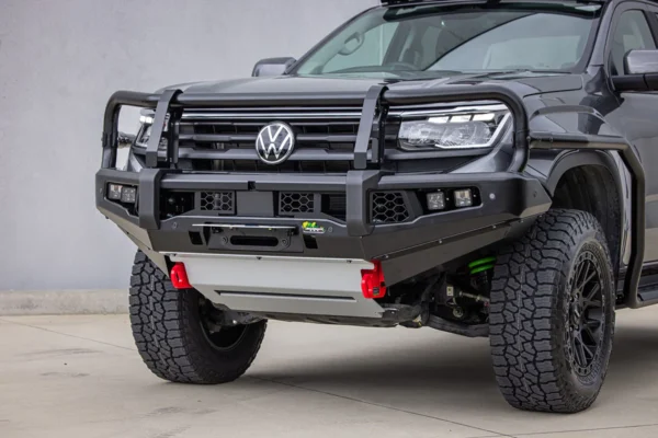 Volkswagen Amarok (2023+) Ironman Apex Bull Bar - BBR112C