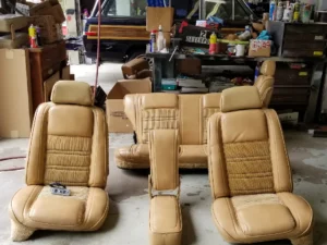 Wagonmaster Restored Seats - Full Set with console