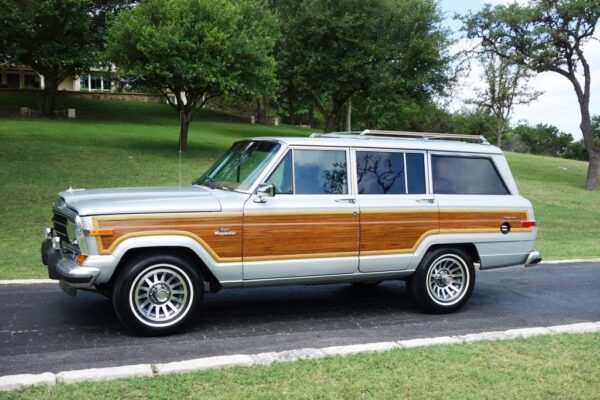 Wagonmaster Woodgrain 3M Vinyl cut-to-fit kits | Cherry Oak for Jeep Grand Wagoneers 1979-1986 - Image 4
