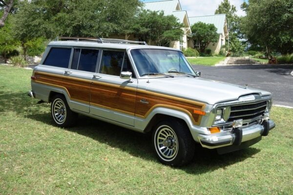 Wagonmaster Woodgrain 3M Vinyl cut-to-fit kits | Cherry Oak for Jeep Grand Wagoneers 1979-1986 - Image 6